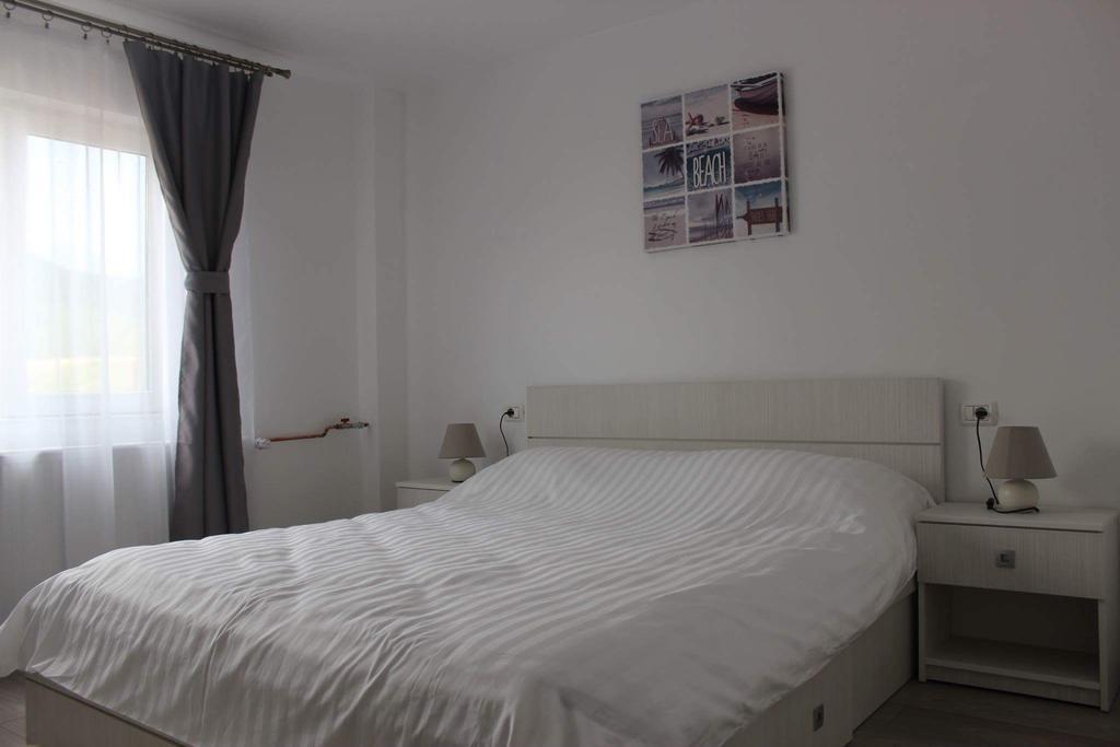 Apartament Anais Calimanesti Exterior photo