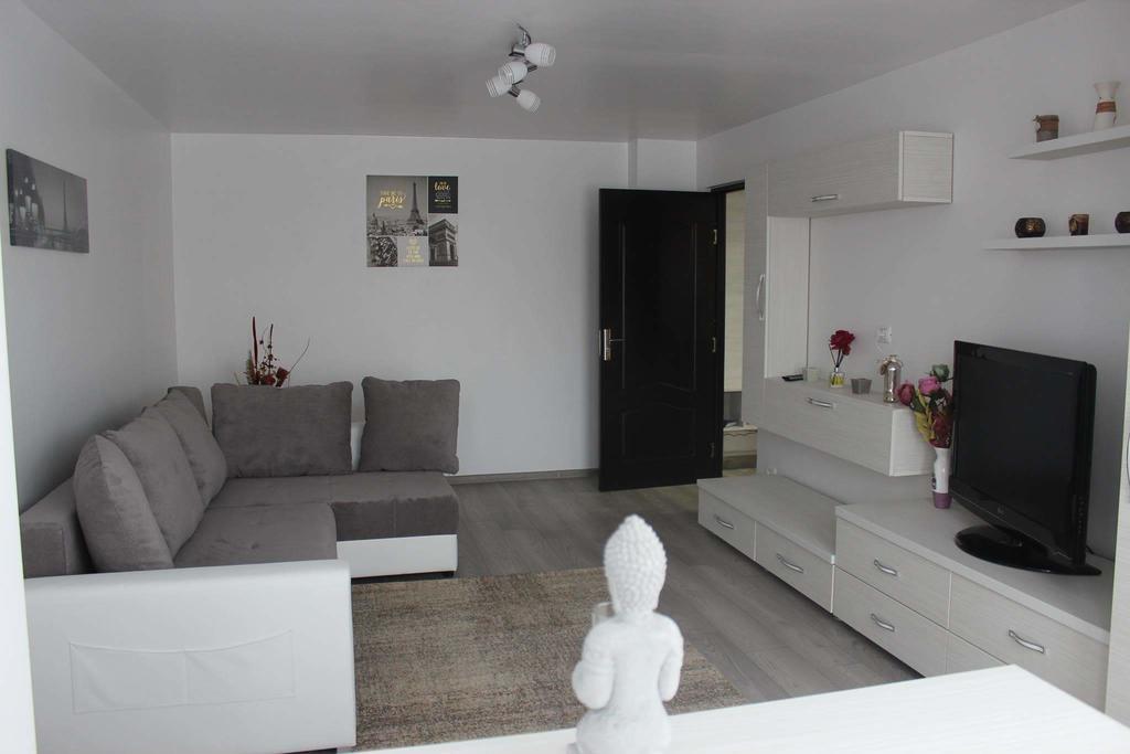 Apartament Anais Calimanesti Exterior photo